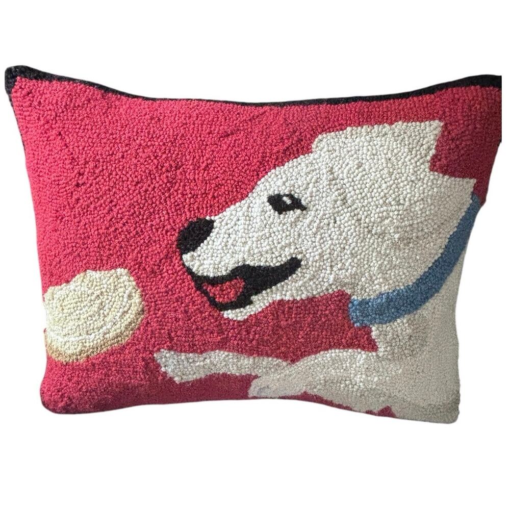Chandler Four Corners Wool Pillow Yellow Lab Christmas Hooked Rug Red Cabin Core
